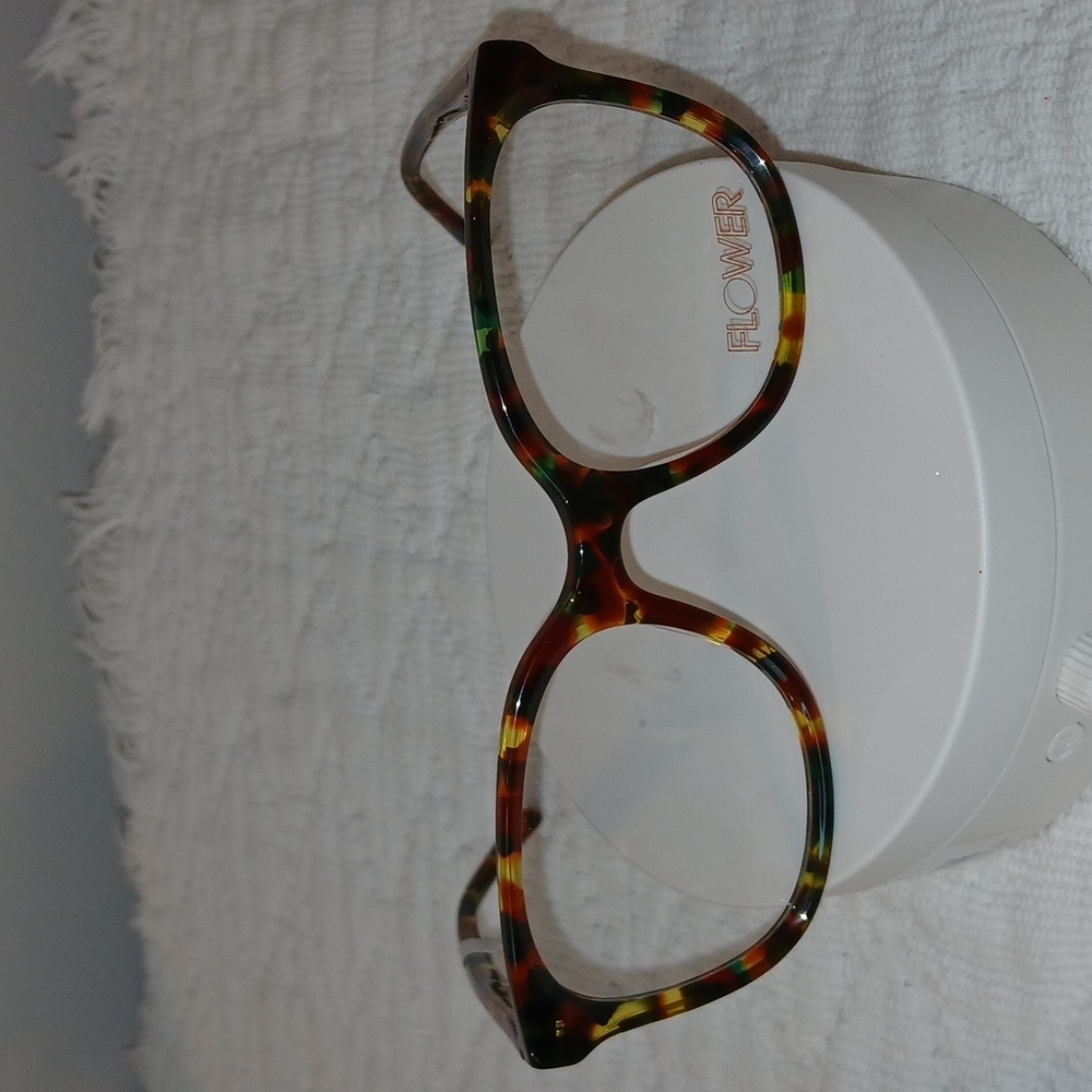 FLOWER Colorful Tortoise Shell Glasses